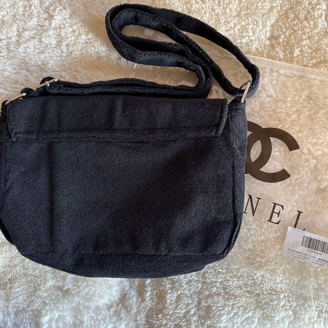 シャネルショルダーバッグ　ノベルティホワイト　新品未使用