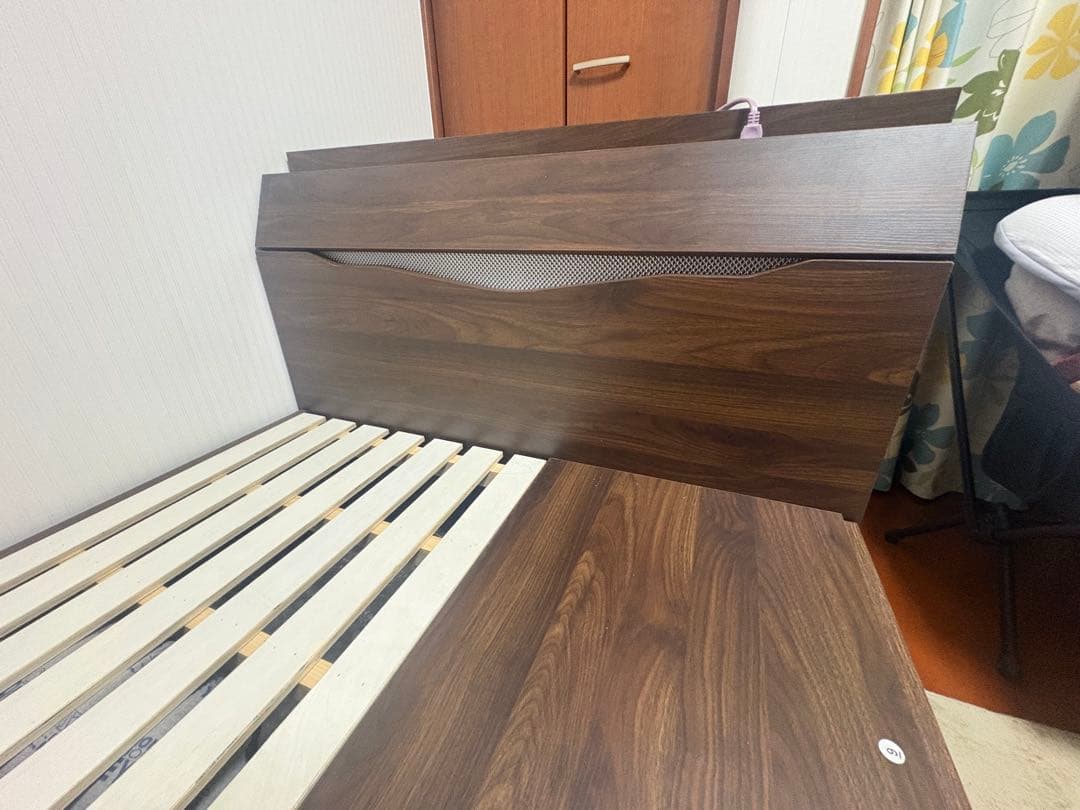 【都内引取希望】※週末限定値下げ※シングルベッドフレーム引き出し付き