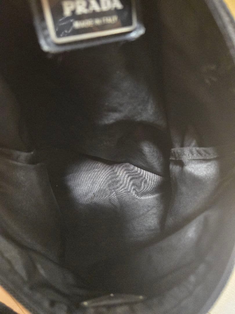 PRADA 三角プレート 黒 ブラック 白タグ テスート ショルダーバッグ