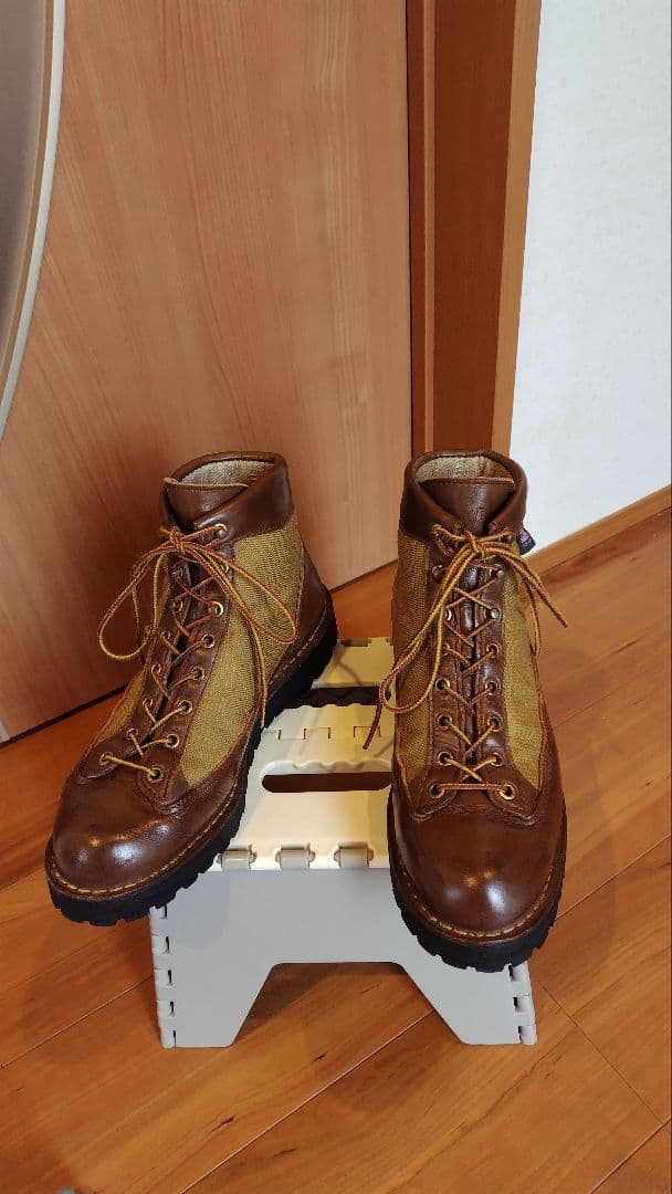 ダナーライト　白タグ　US8EE 26