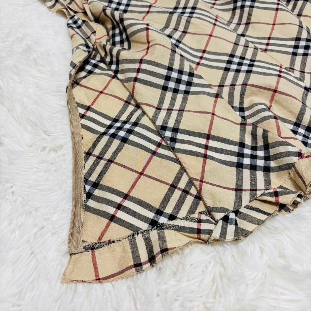 美品 バーバリー ノースリーブ タンクトップ 襟 フリル ノバチェック y2k