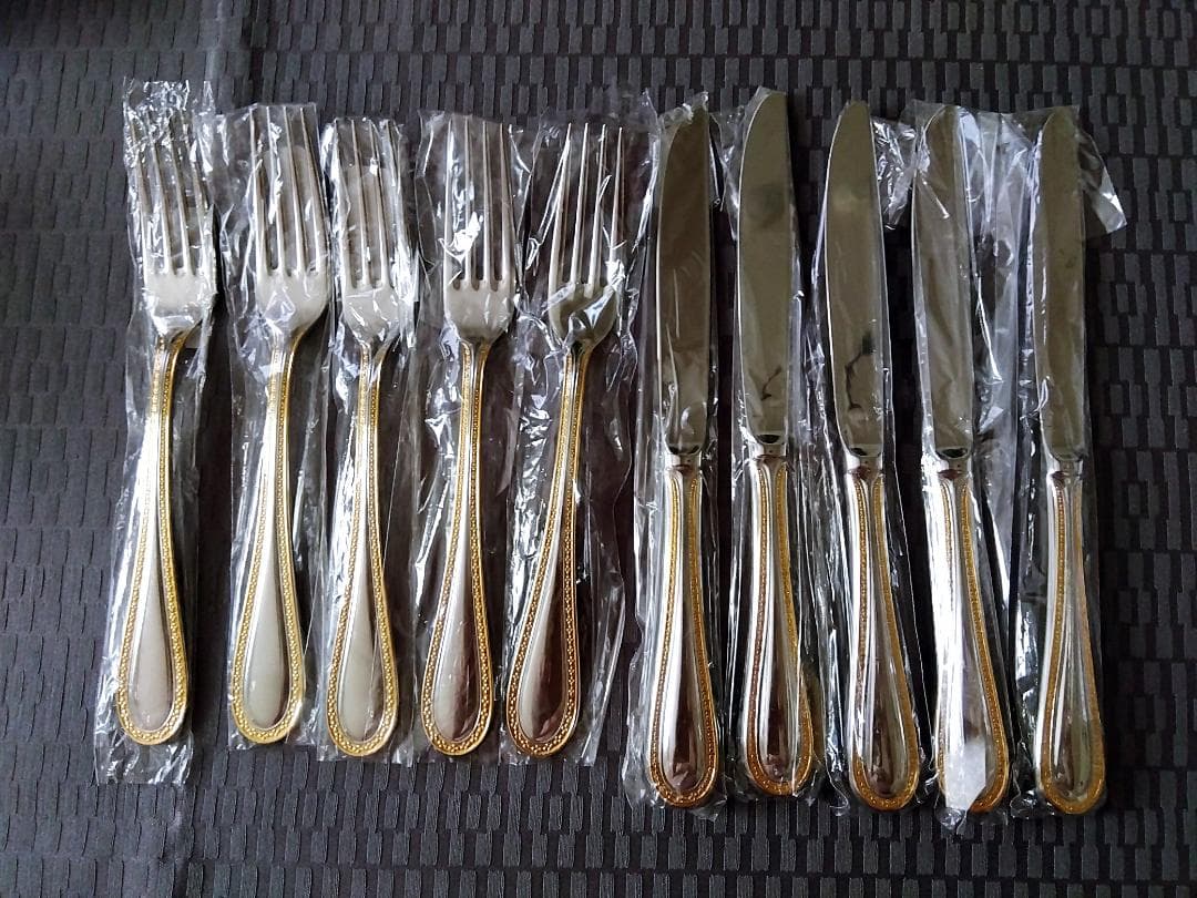 新品　美品　ノリタケ　食器　カップ＆ソーサー　プレート　カトラリー　20点セット