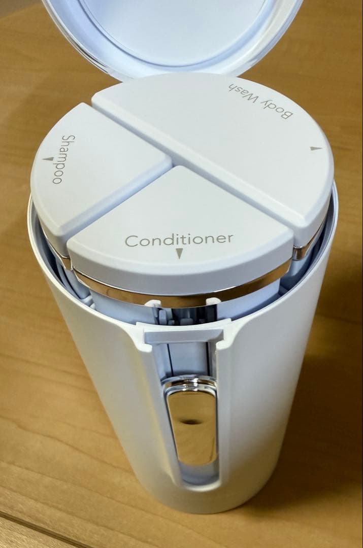 BREEDEN TRAVEL BOTTLE マットホワイト　ポーチセット