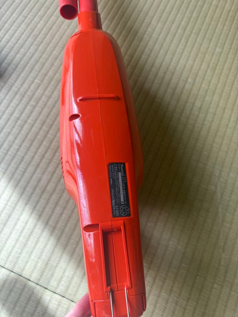 マキタ makita 充電式クリーナー ターボ60 CL113FD
