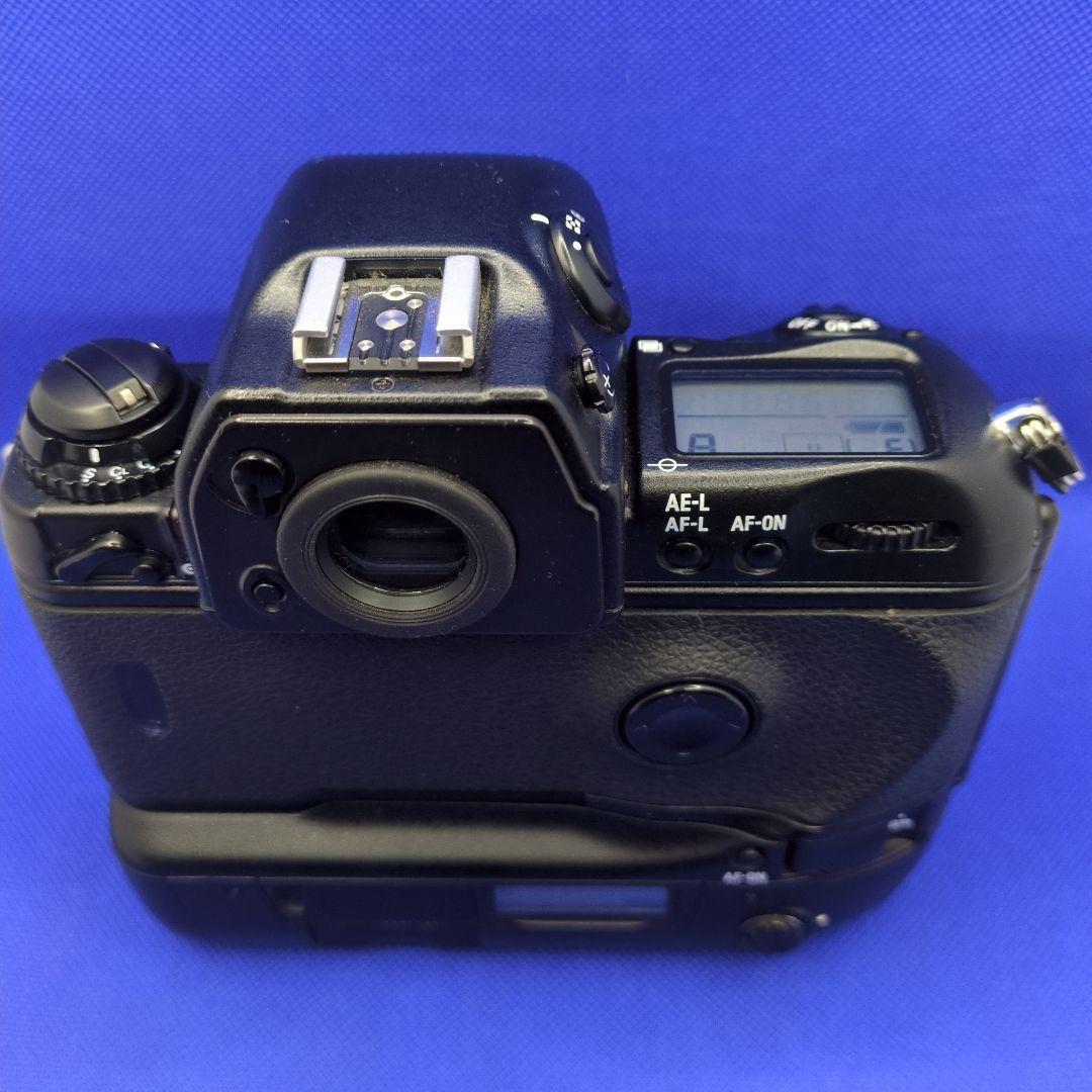 ニコンF5ボディ本体、レンズ3種
