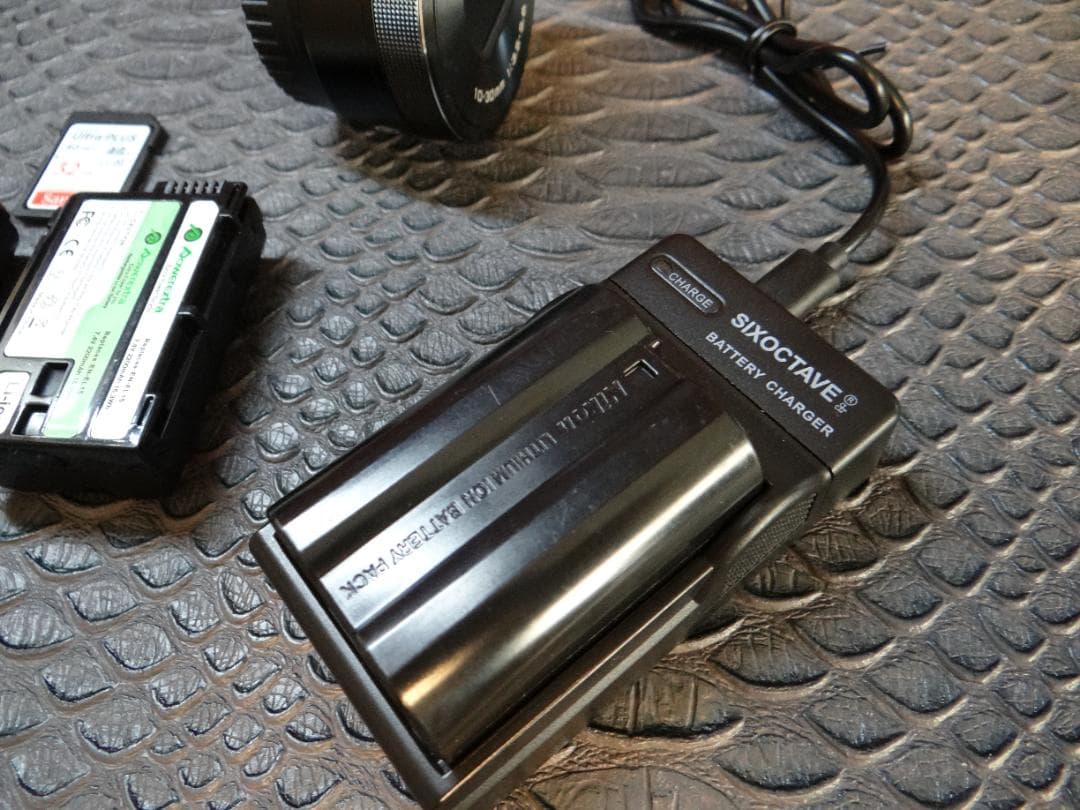 ニコンNikon1 V1 ブラックボディ パワーズームレンズ ショット数4313