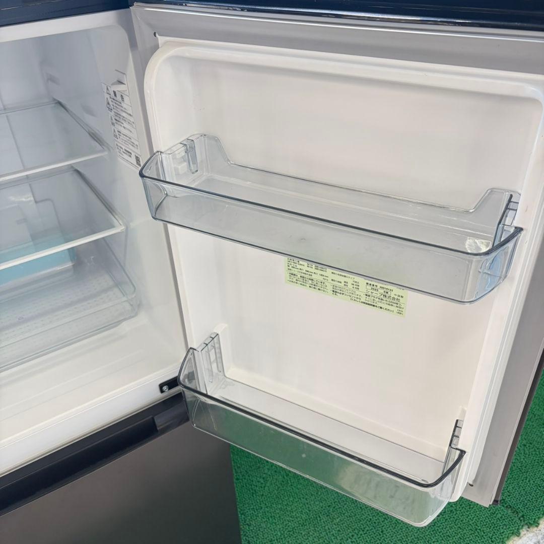762 マッドブラック　付け替えどっちもドア　冷蔵庫　小型 一人暮らし　極美品