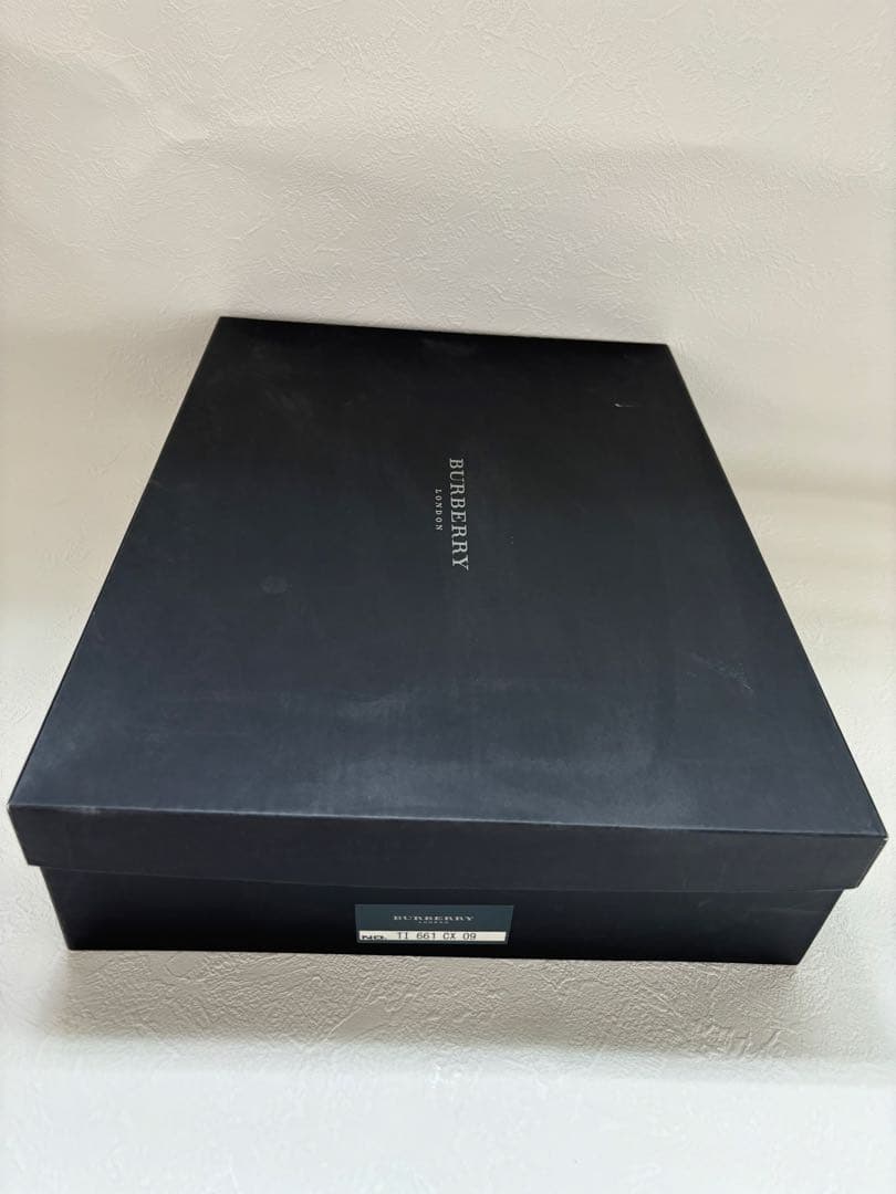 未使用品　BURBERRY （バーバリー）ブラックレザー　チェック柄バック