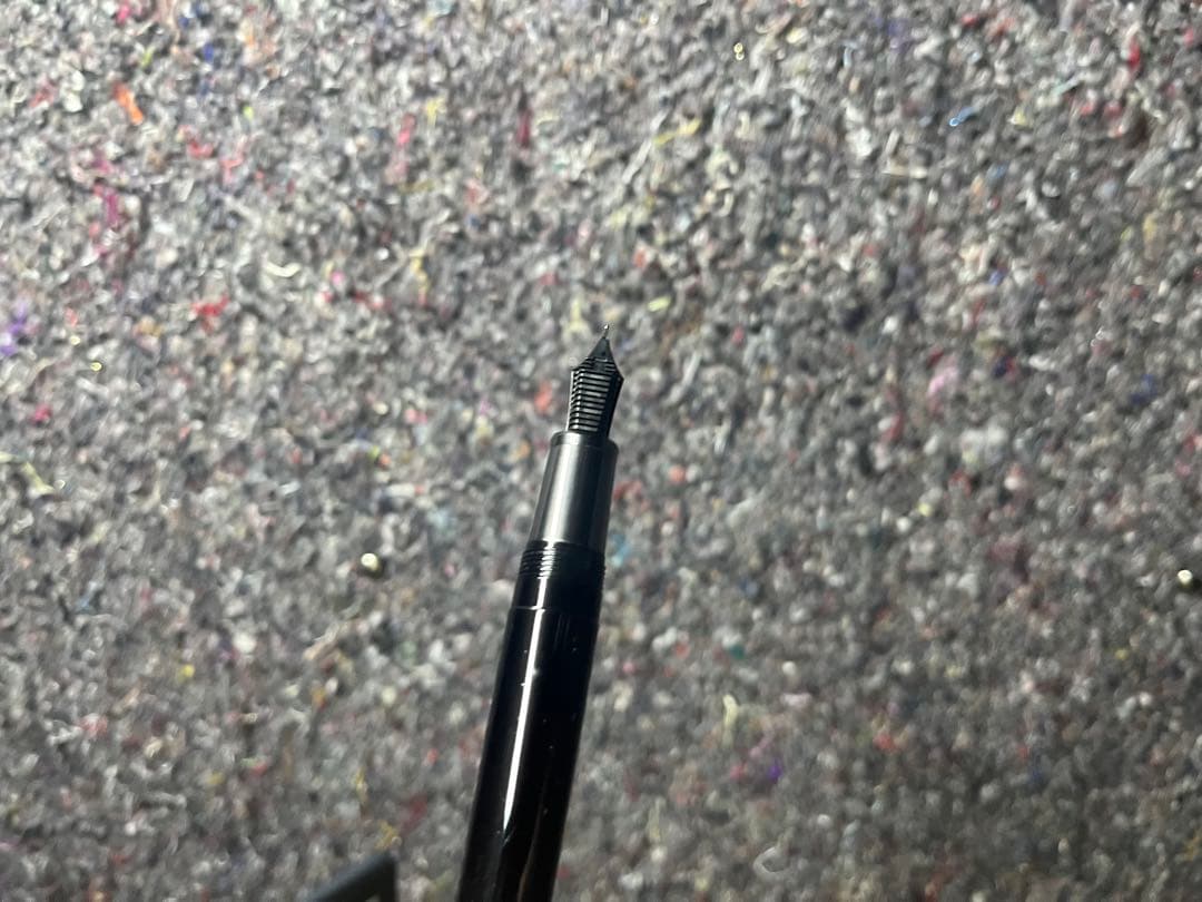 【セーラー万年筆】ブラックラスター 細字 F