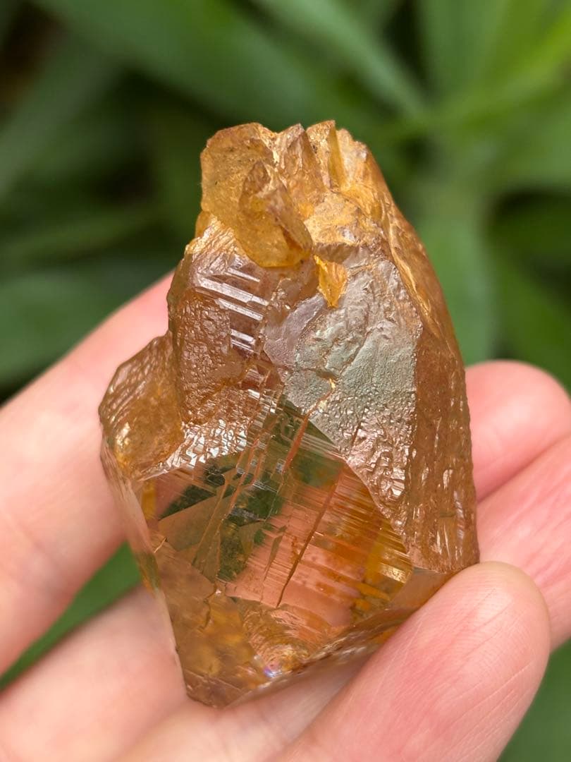 ネパール　ガネーシュヒマール　水晶ポイント　70g ゴールデンヒーラー　天然石