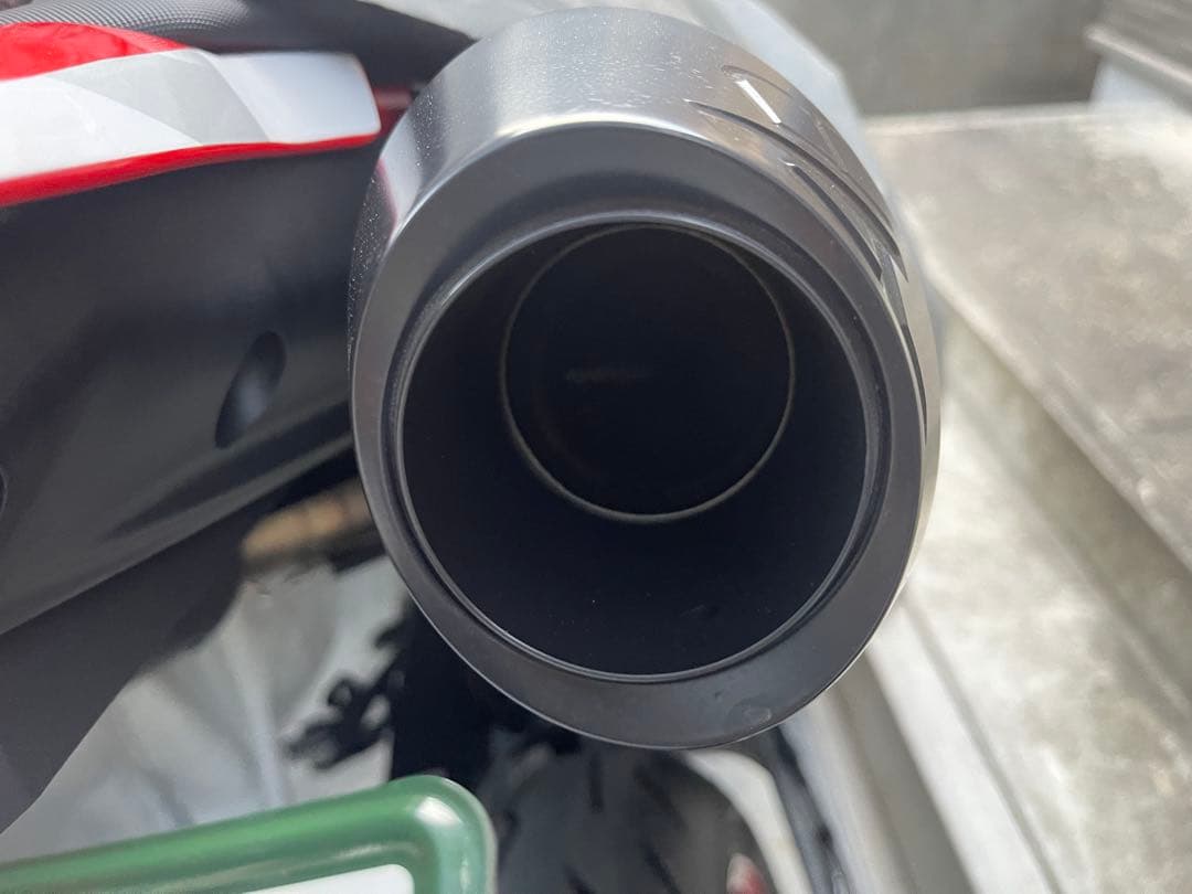 911カレラGTS Hypermotard マフラーフェンダーレスセット