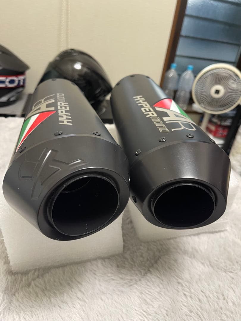 911カレラGTS Hypermotard マフラーフェンダーレスセット