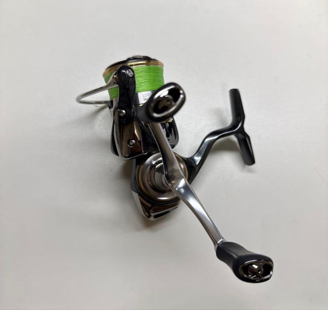 リール LUVIAS LT2500s-DH