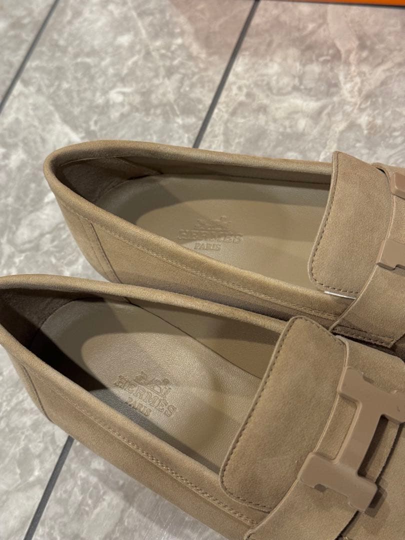 新品　エルメス　パリ　37 ベージュアルジル