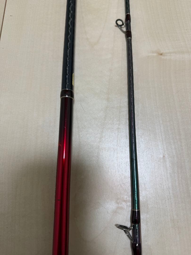 18ワールドシャウラ 1754R-2 スーパーレッド