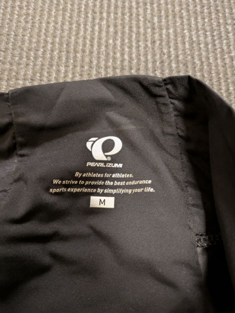 PEARL IZUMIビジョン ウィンドブレーカーMサイズ