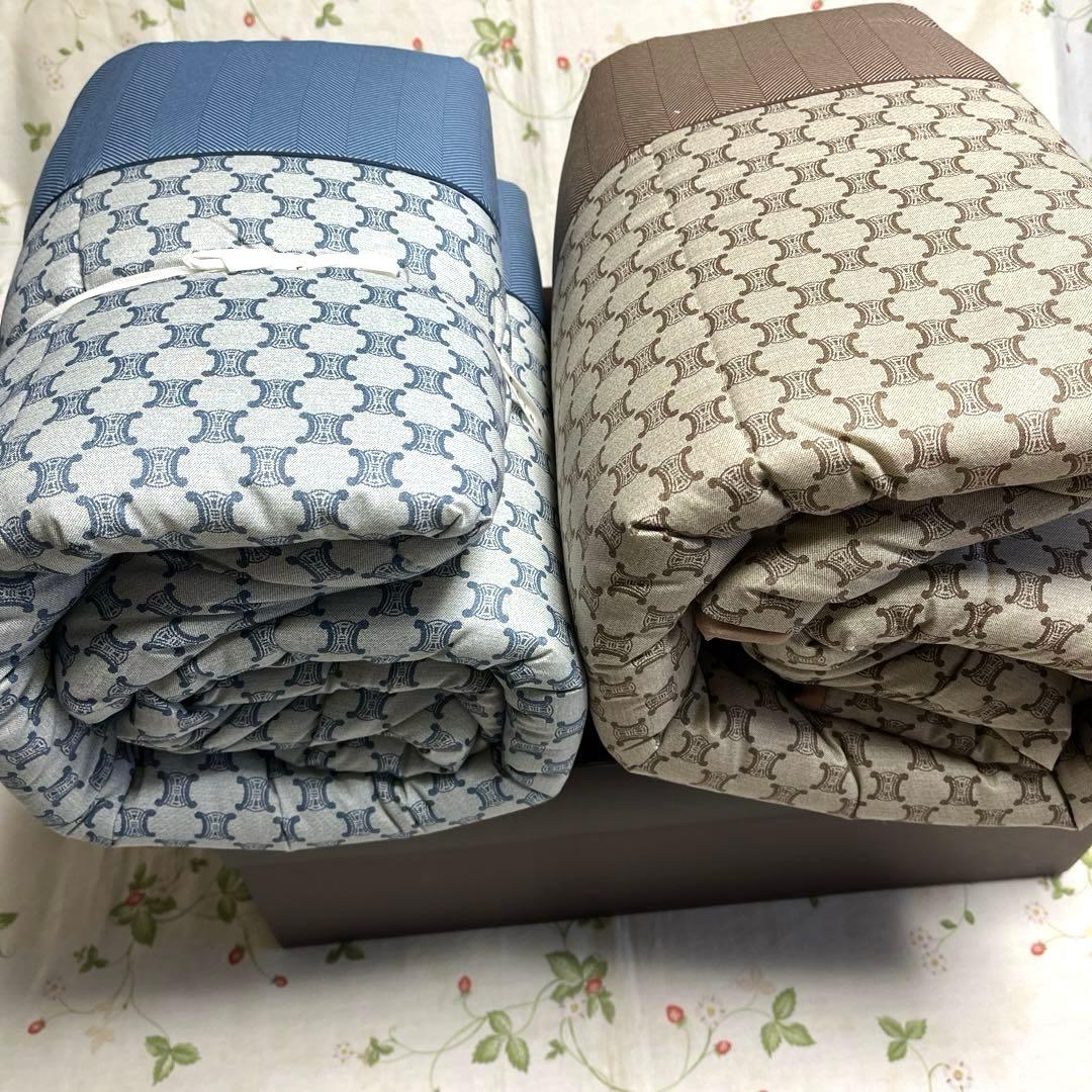 セリーヌ　合繊肌掛け布団 ２枚セット⭐️お値下げ