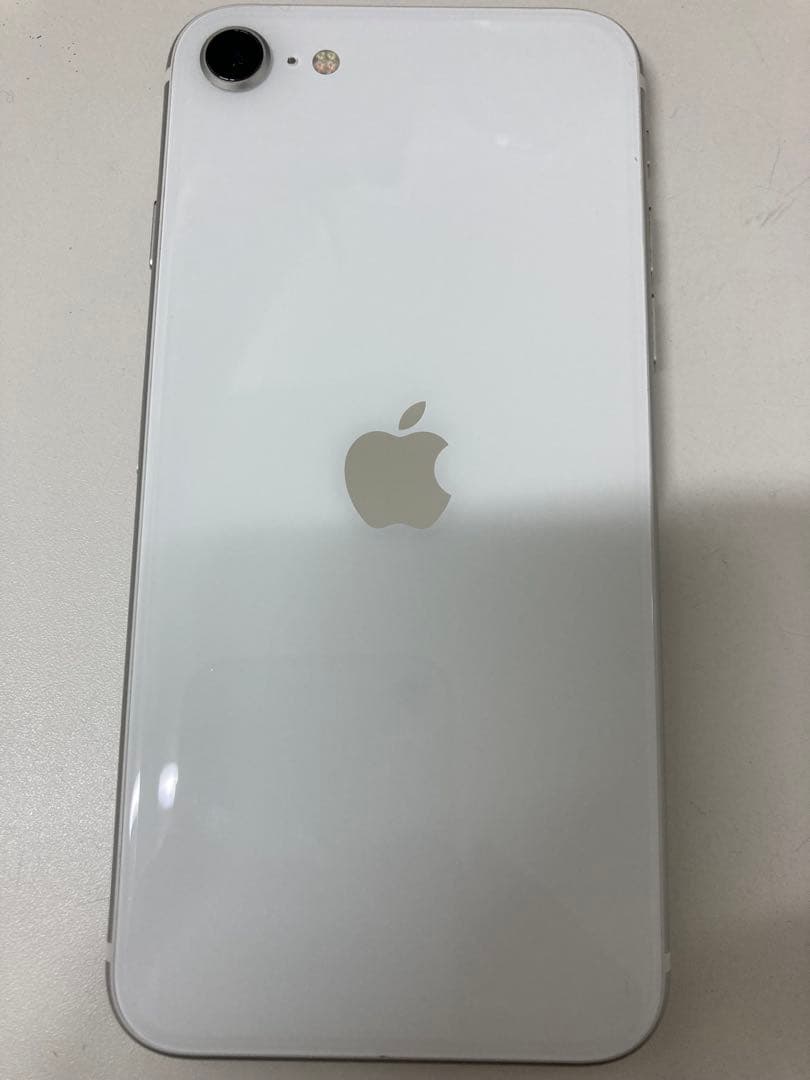 iPhone SE 2 64GB ホワイト　SIMフリー　バッテリー　100%