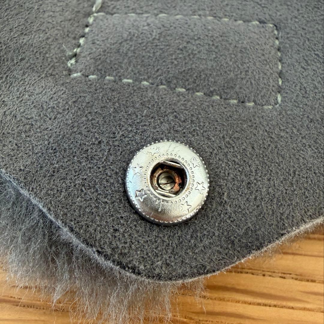 UGG アグ　ショルダーバッグ　グレー　美品