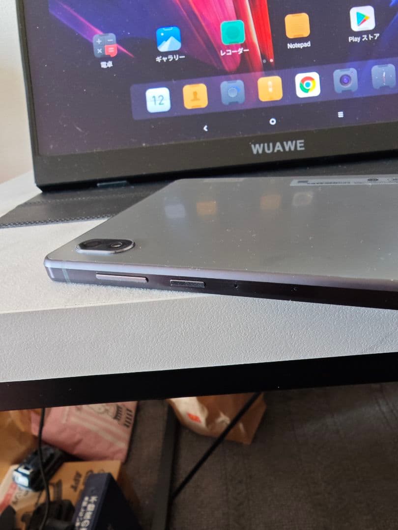 Lenovo Legion Y700 本体 液晶不良　128G/256