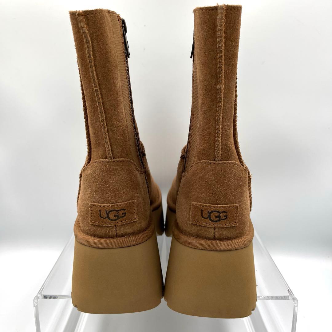 新品UGG Classic Twin Seam New Heights ブーツ