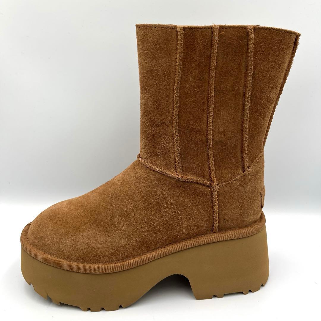 新品UGG Classic Twin Seam New Heights ブーツ