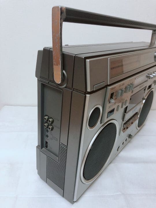 日立 TRK-8600RM FM/AM パディスコ ラジオカセットレコーダー