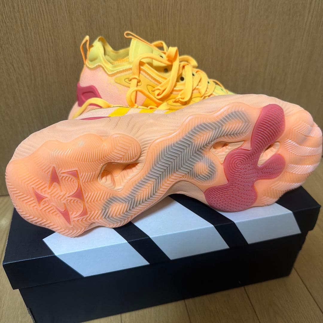 adidas バスケットシューズ イエロー/ピンク