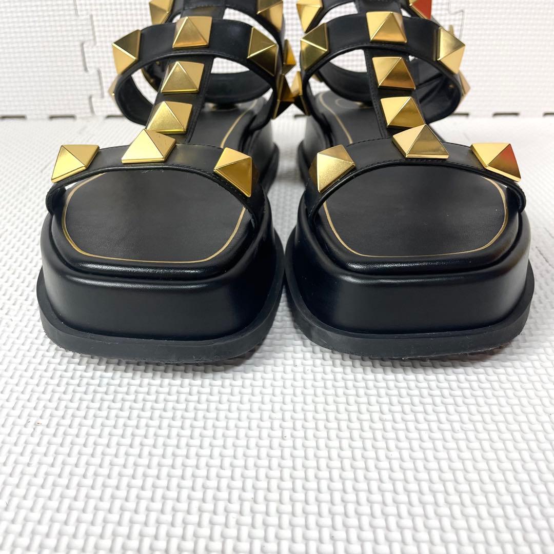 極美品　ヴァレンティノガラヴァーニ　サンダル　スタッズ　レザー　厚底　37サイズ