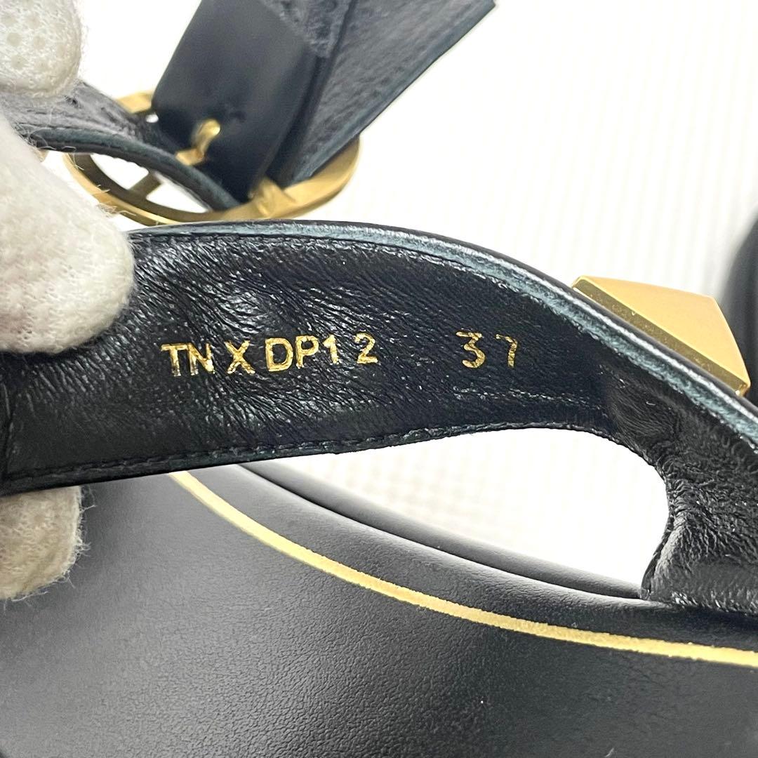 極美品　ヴァレンティノガラヴァーニ　サンダル　スタッズ　レザー　厚底　37サイズ