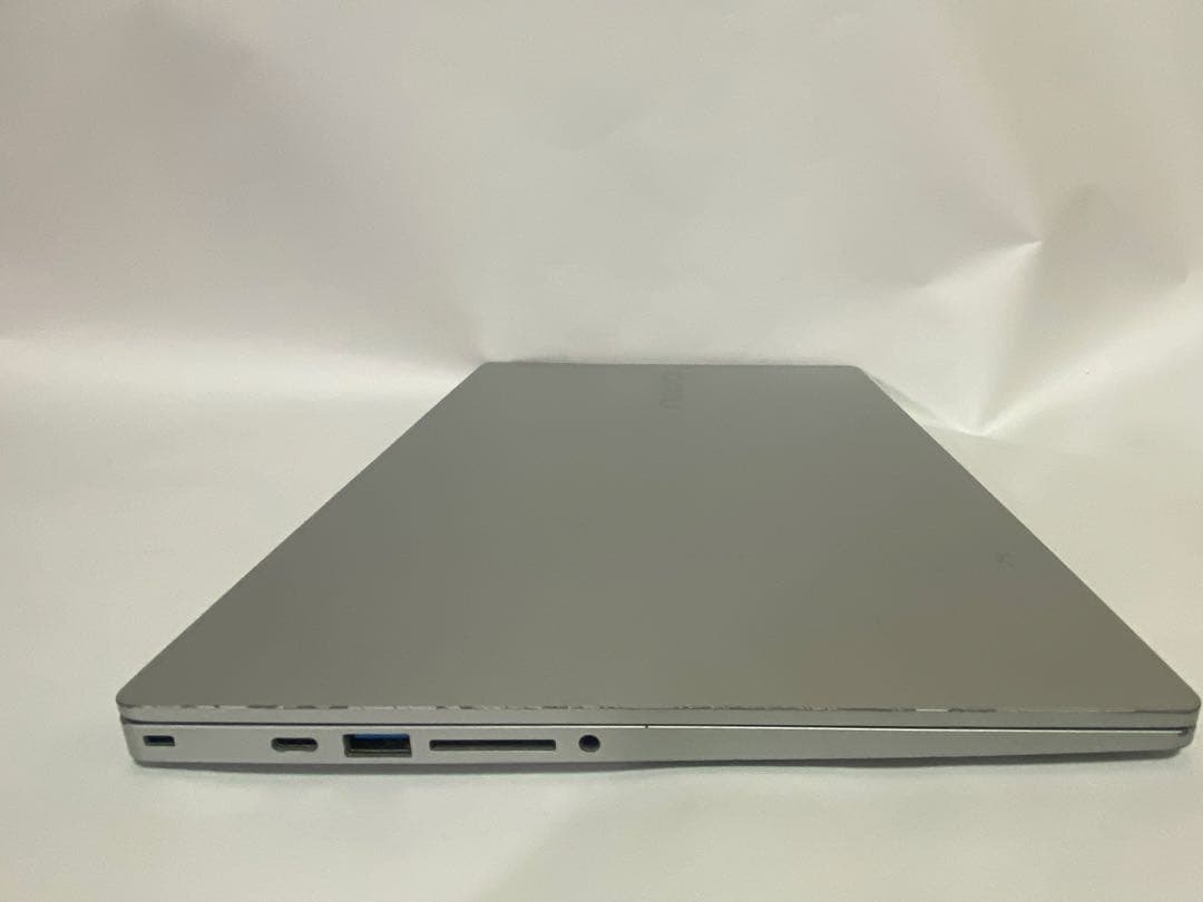 DAIV 4P i7-1165G7 16GB 512GB SSD電池新品