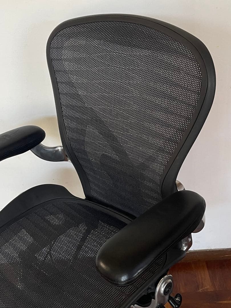 ハーマンミラー アーロンチェア ポリッシュ Bサイズ フル装備