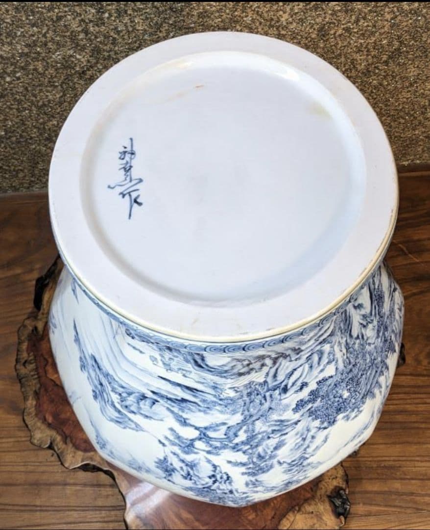 未使用　有田焼　沈香壺　染付　神右衛門作　総手描　特大八角壺　山水絵 三段飾り壷