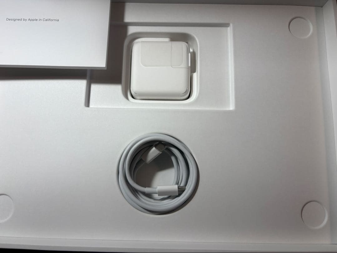 2020 M1 MacBook Air 16GB/ 512GB GPU8コア