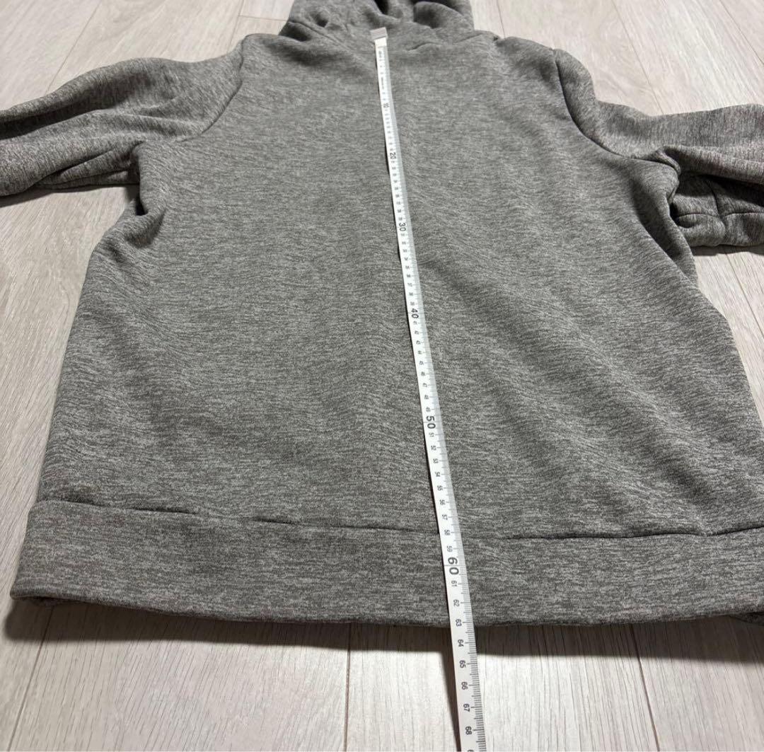 美品　NIKE グレー フード付きジャージ上下セット