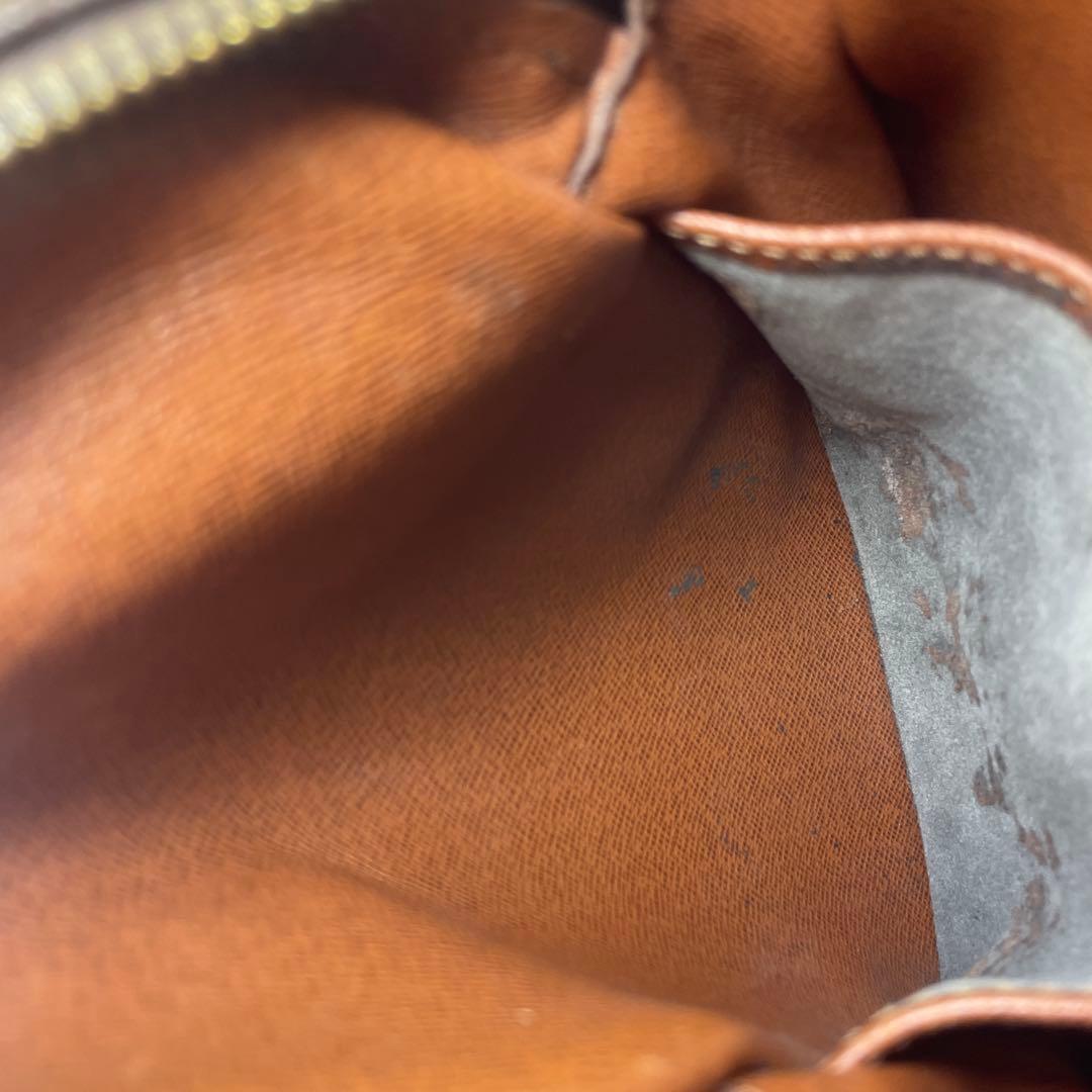 LOUIS VUITTON ルイヴィトン　ダヌーブ　ショルダーバッグ