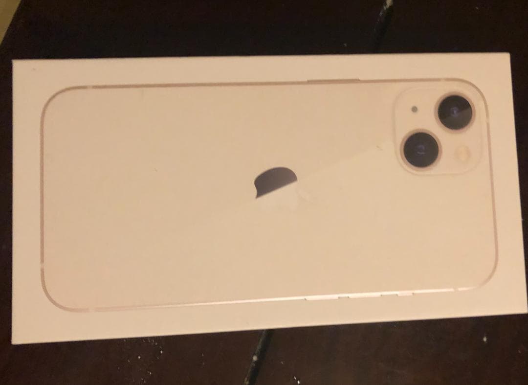 「新品 未開封品 」SIMフリー iPhone13 128GB スターライト