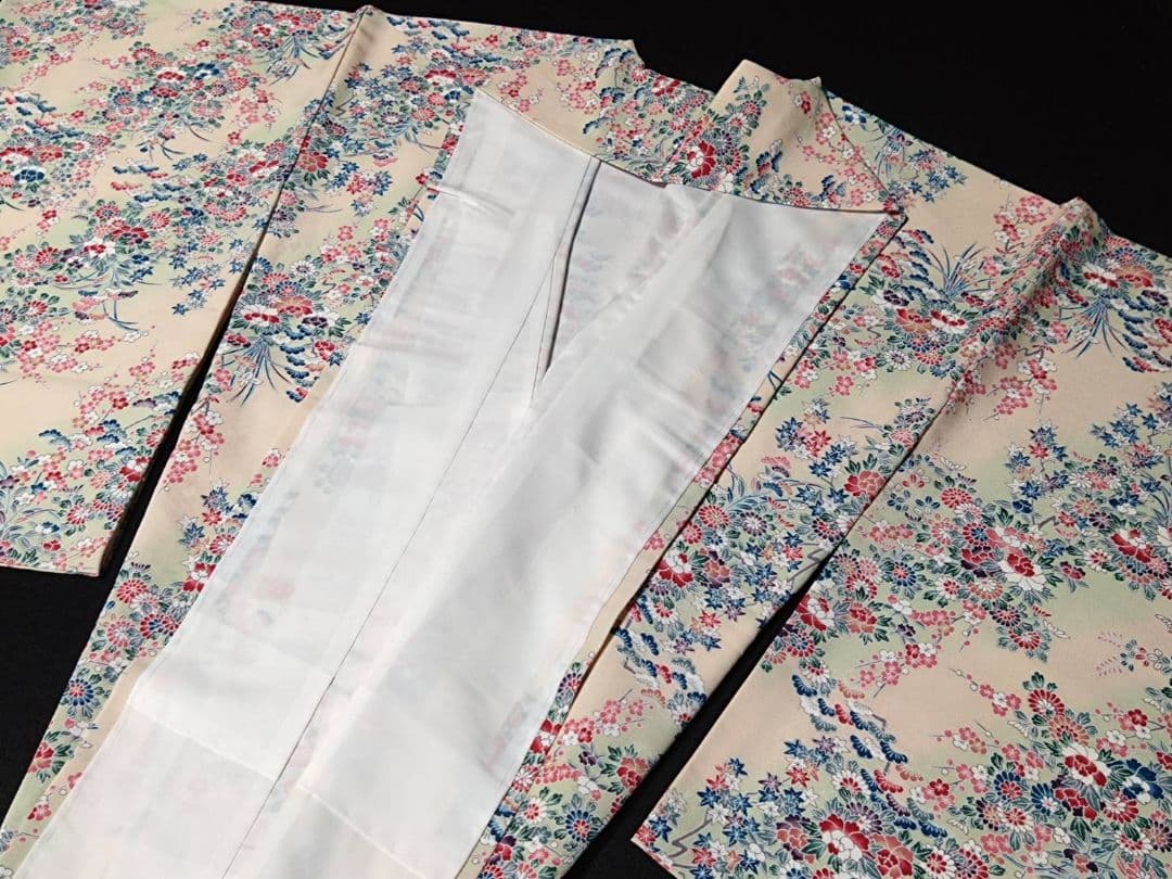 B193★美品!!高級ポリエステル!!綺麗色素敵な花柄洗える着物5枚★着用/観光