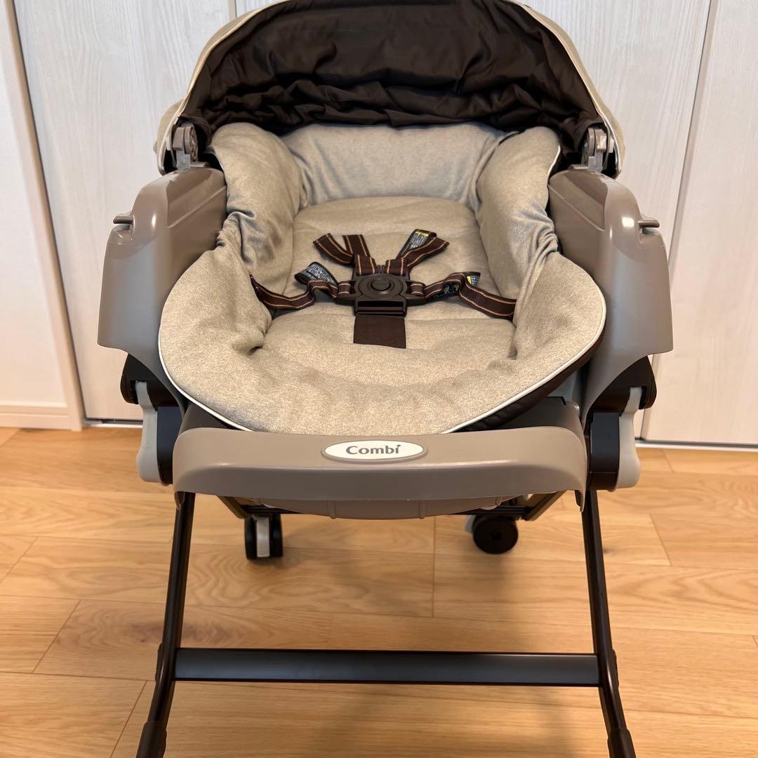 Combi ネムリラ BEDi おやすみドーム エッグショック