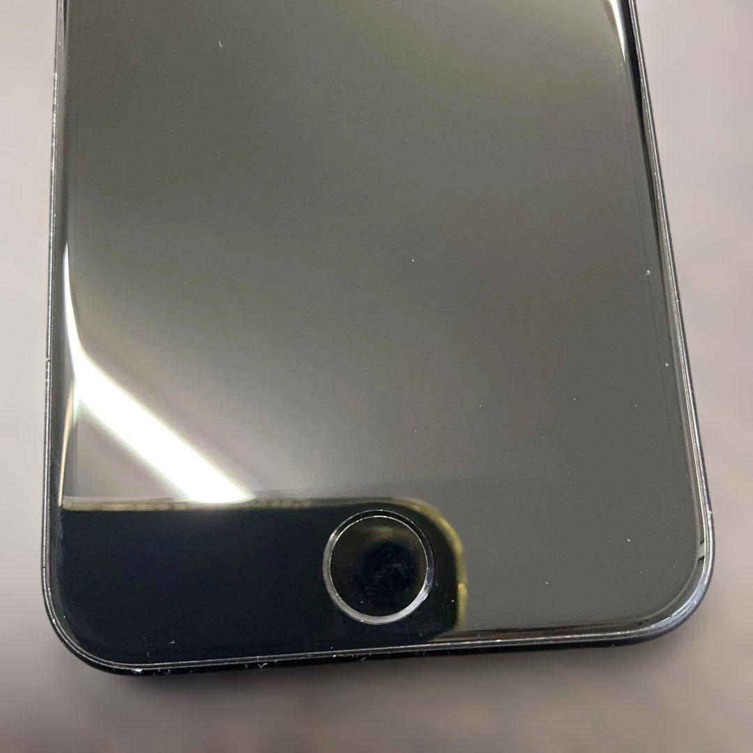 apple iphone SE 第二世代　バッテリー91% ブラック