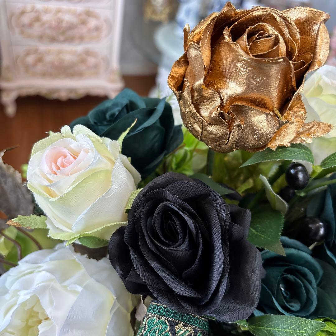 まゆ様特別オーダー商品 濃いグリーンのフラワーアレンジメント・特大サイズ