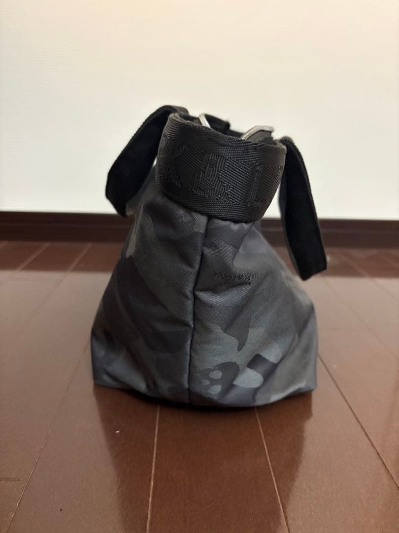 MARK&LONA マークアンドロナ ラウンドバッグ カートバッグ 迷彩