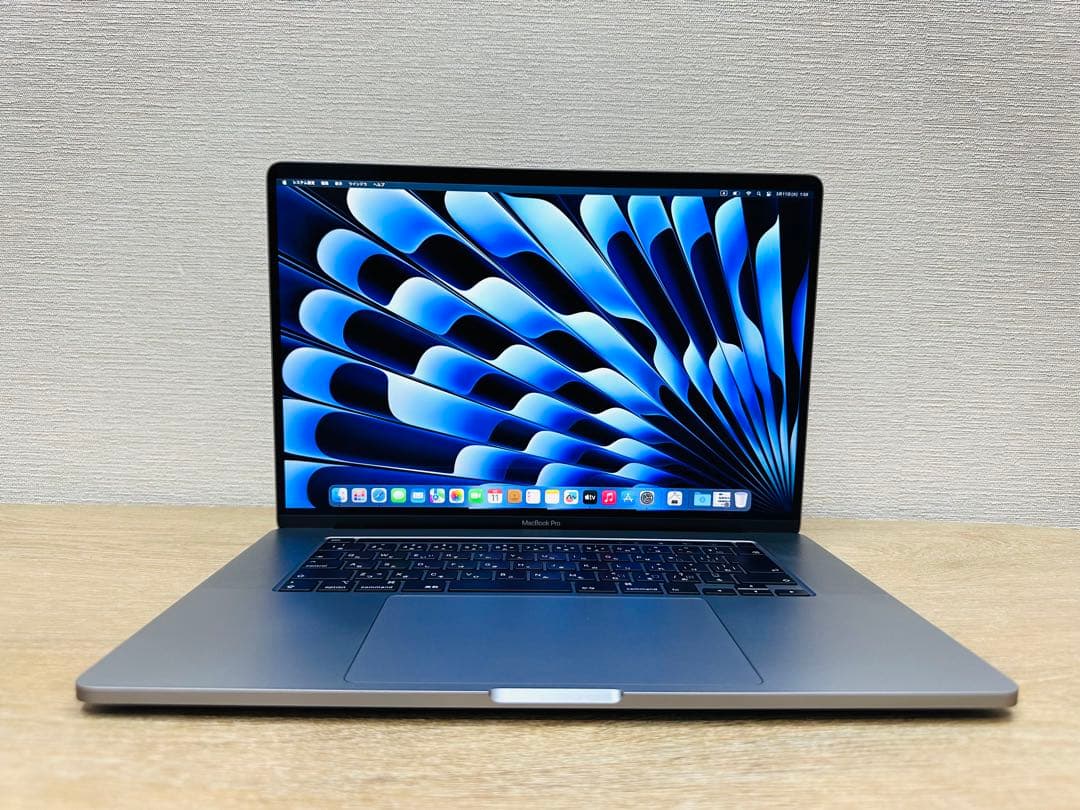 2025年OS] MacBook Pro ／4K／SSD512GB／Office