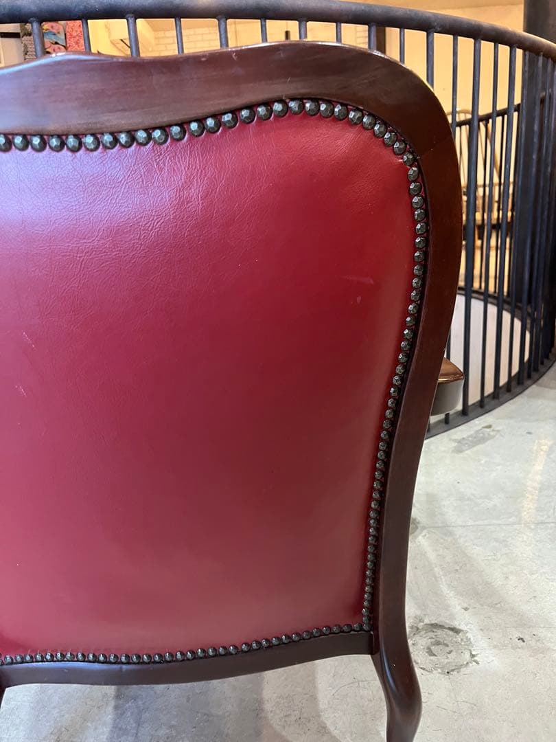 イタリア　1人掛けソファ　鋲打ち