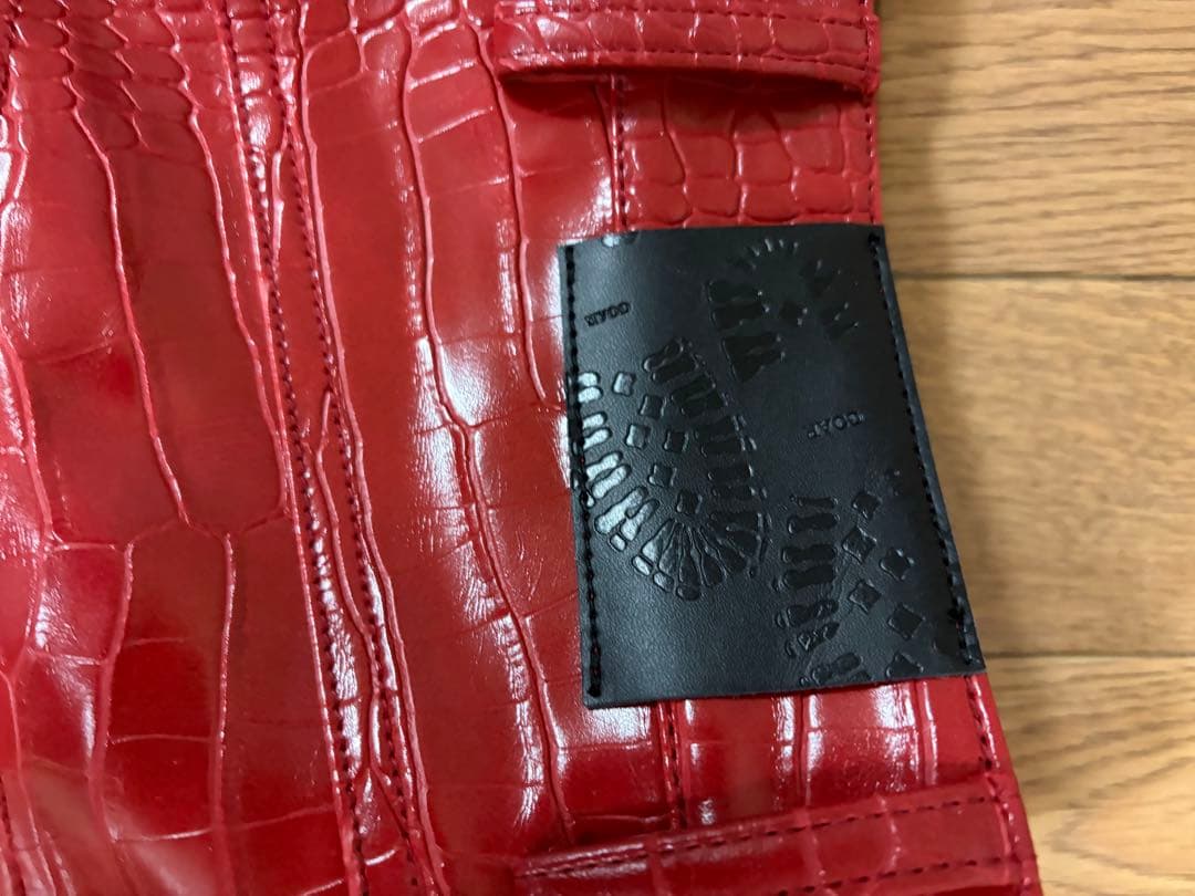 goar.archive クロコ　赤
