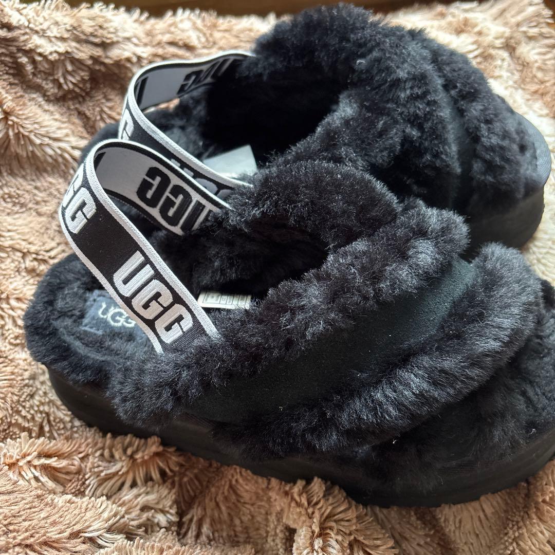 UGG アグ ファーサンダル ディスコ クロス スライド 厚底サンダル 23cm