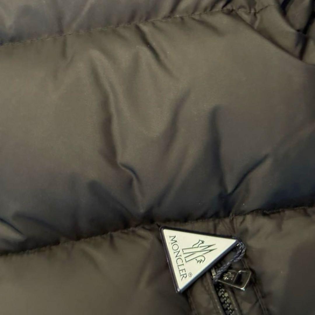 モンクレールダウンベスト カーキー