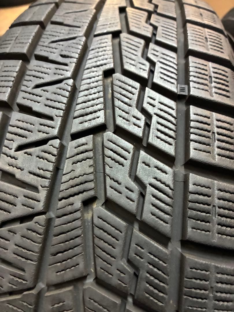 フィット、シャトルなど❗️185/60R15スタッドレスセット❗️