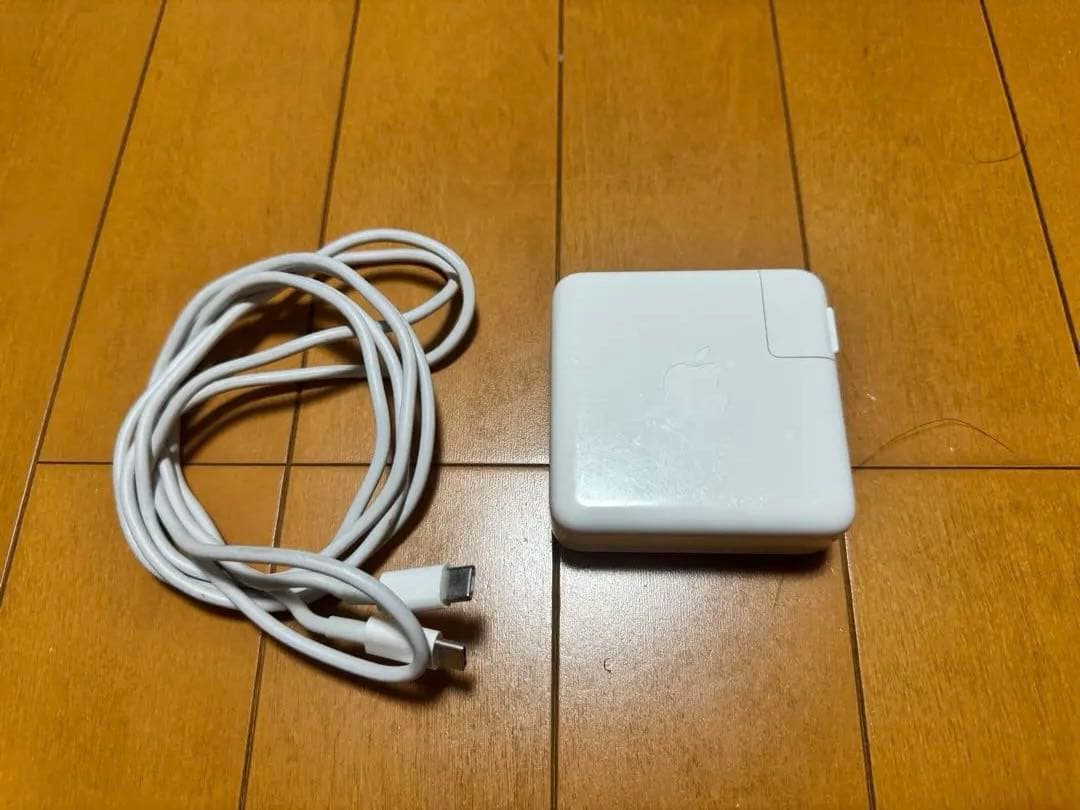 MacBook本体 MacBook Pro (2019) Corei7 16GB 2TB SSD