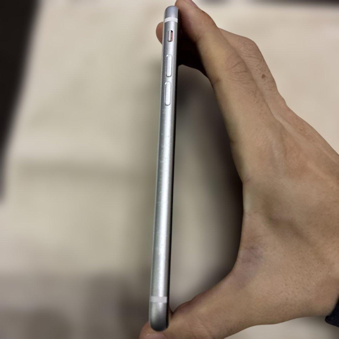 iPhone SE 第2世代 ホワイト 64GB 最大容量75% SIMフリー